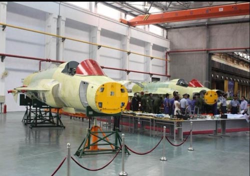 ���ͻ�˹̹���չ�ҵ��˾������������װ����Ӱ��ս��������ս����