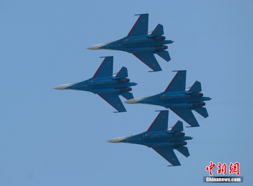  ����˹�վ�����ʿ�����б��ݶ����麣��չ�Ͻ��о��ʱ��ݡ�