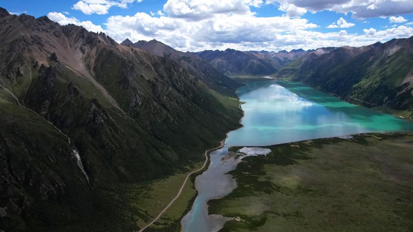夏日嘉乃玉错美如画