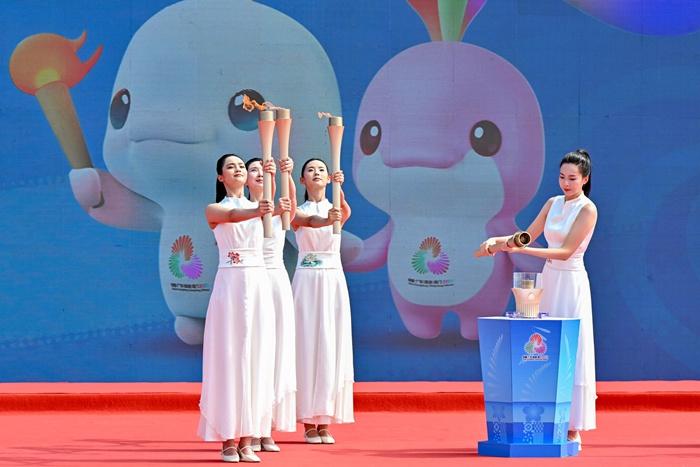 十五运会和残特奥会火种采集仪式在广州举行