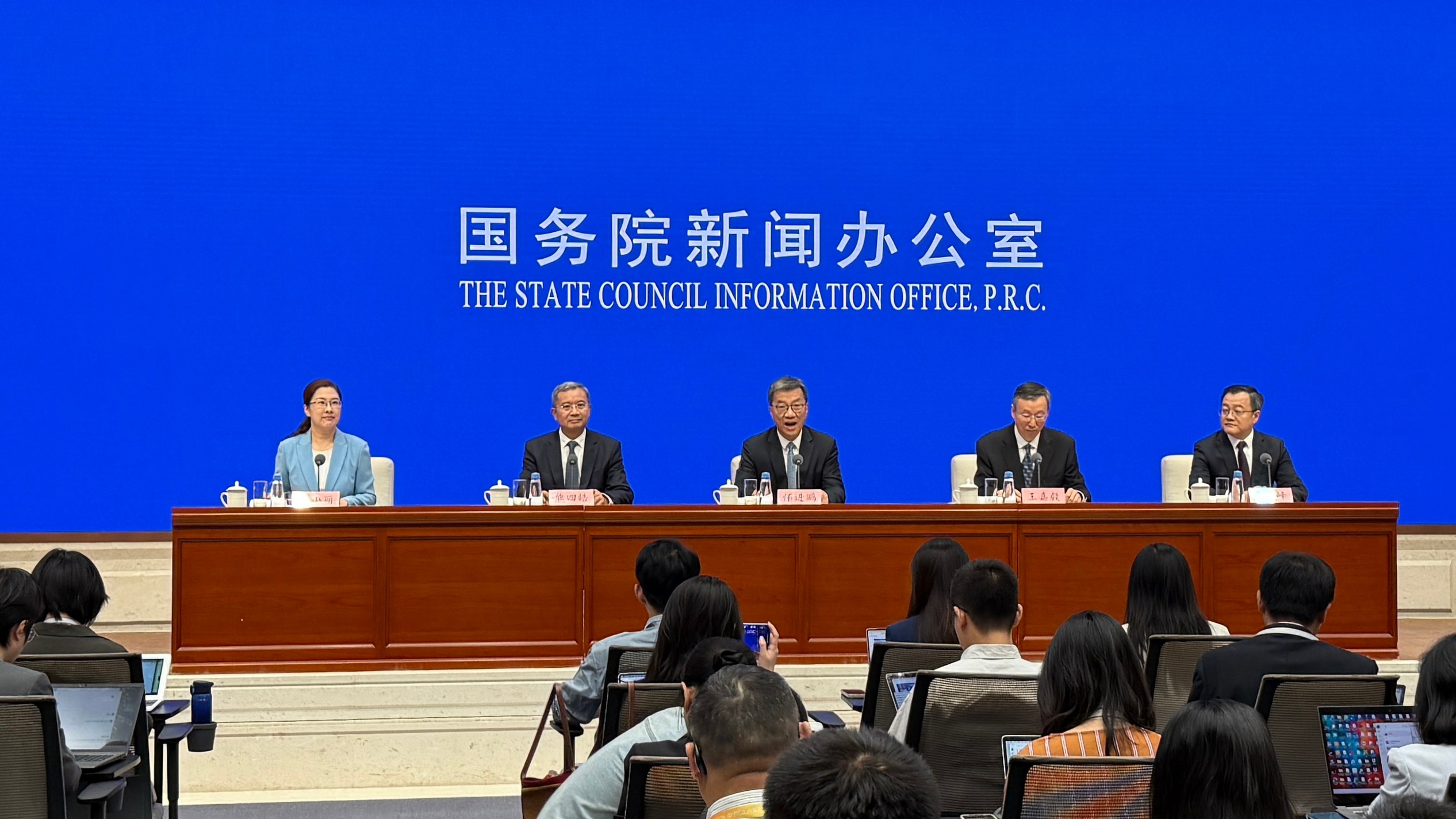 国新办举行“高质量完成‘十四五’规划”系列主题新闻发布会（教育部）